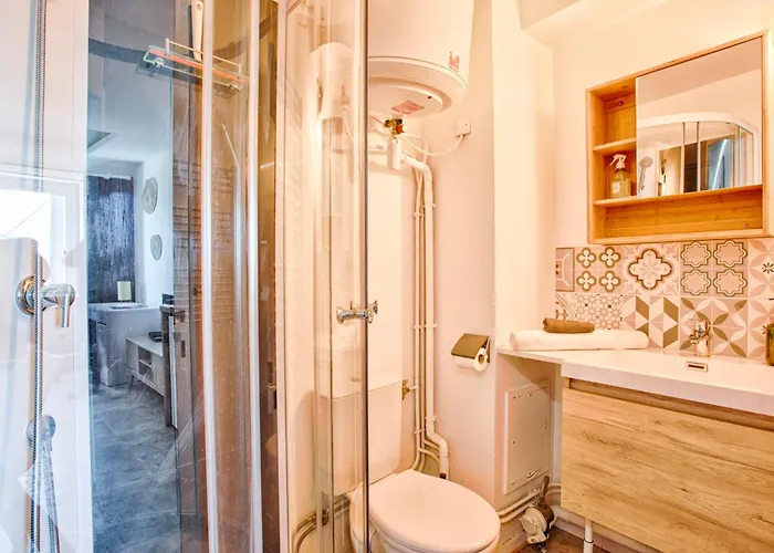 Le Tilleul - Centre - Parking Privé - Wifi * Caen